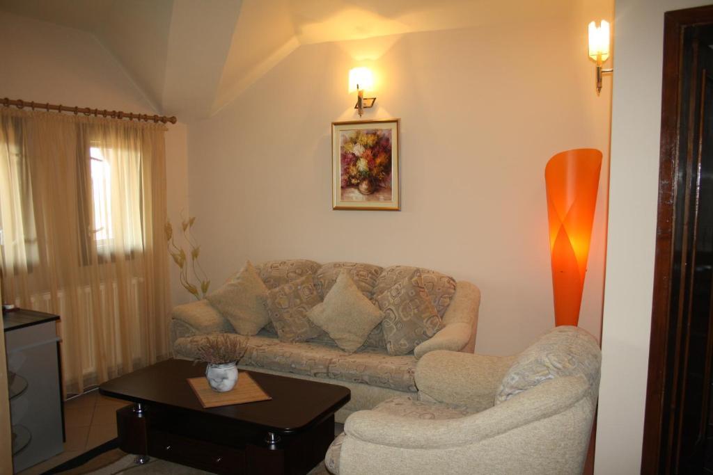 Family Hotel Maraya Arbanassi Zimmer foto