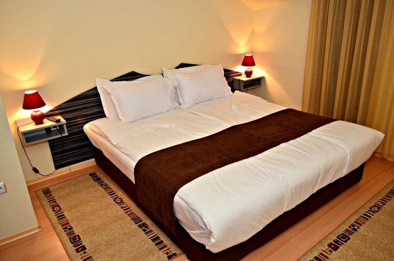 Family Hotel Maraya Arbanassi Exterior foto
